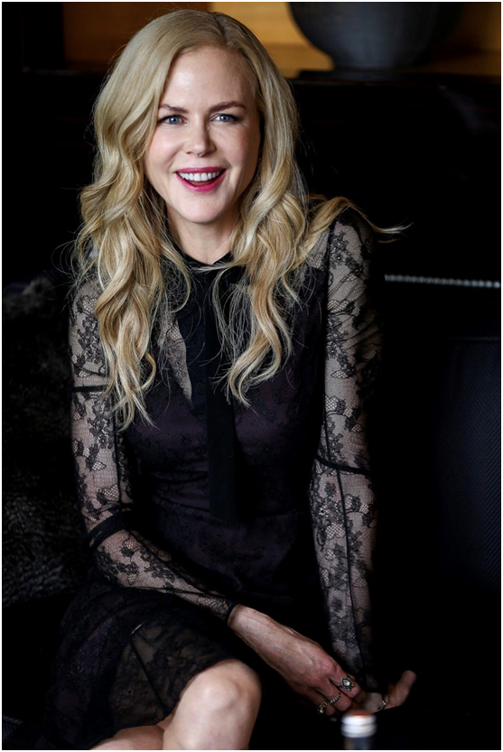 晚会范冰冰瞬间“穿越”到你家 猫晚黑科技惊呆亿万观众 晚会范冰冰瞬间“穿越”到你家 猫晚黑科技惊呆亿万观众